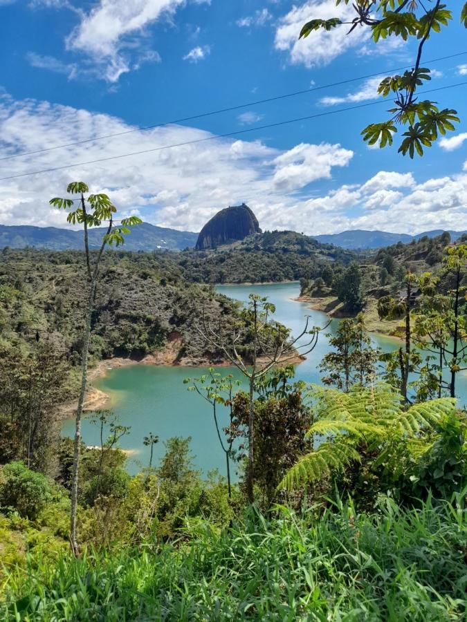 El Paraiso Paisa 5 Minutos Del Malecon Parqueadero Privado A Guatapé Eksteriør billede